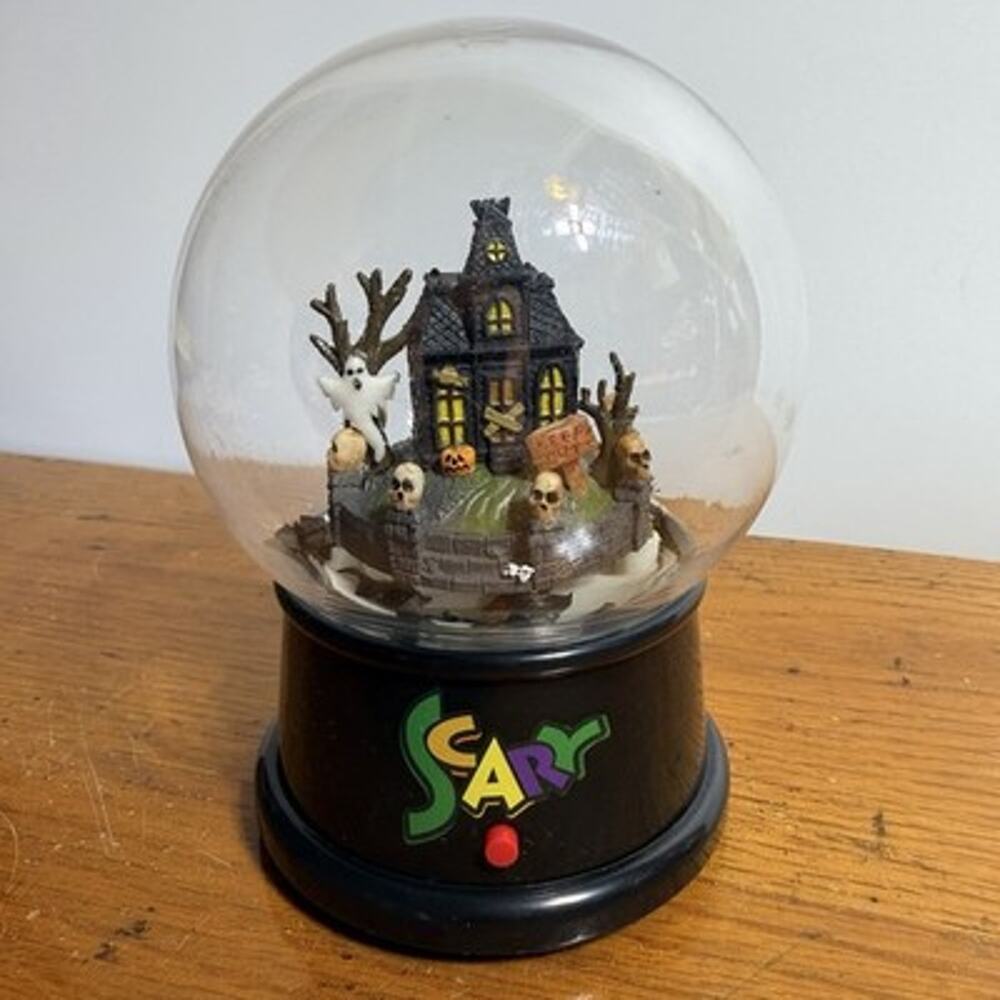 Gemmy Halloween Haunted House Animated Snow Globe Sounds Lights Bats Ghost Skull